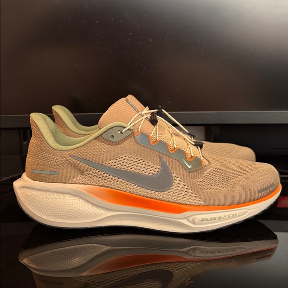 Nike Air Zoom Pegasus 41 PRM - Picture 3 of 5